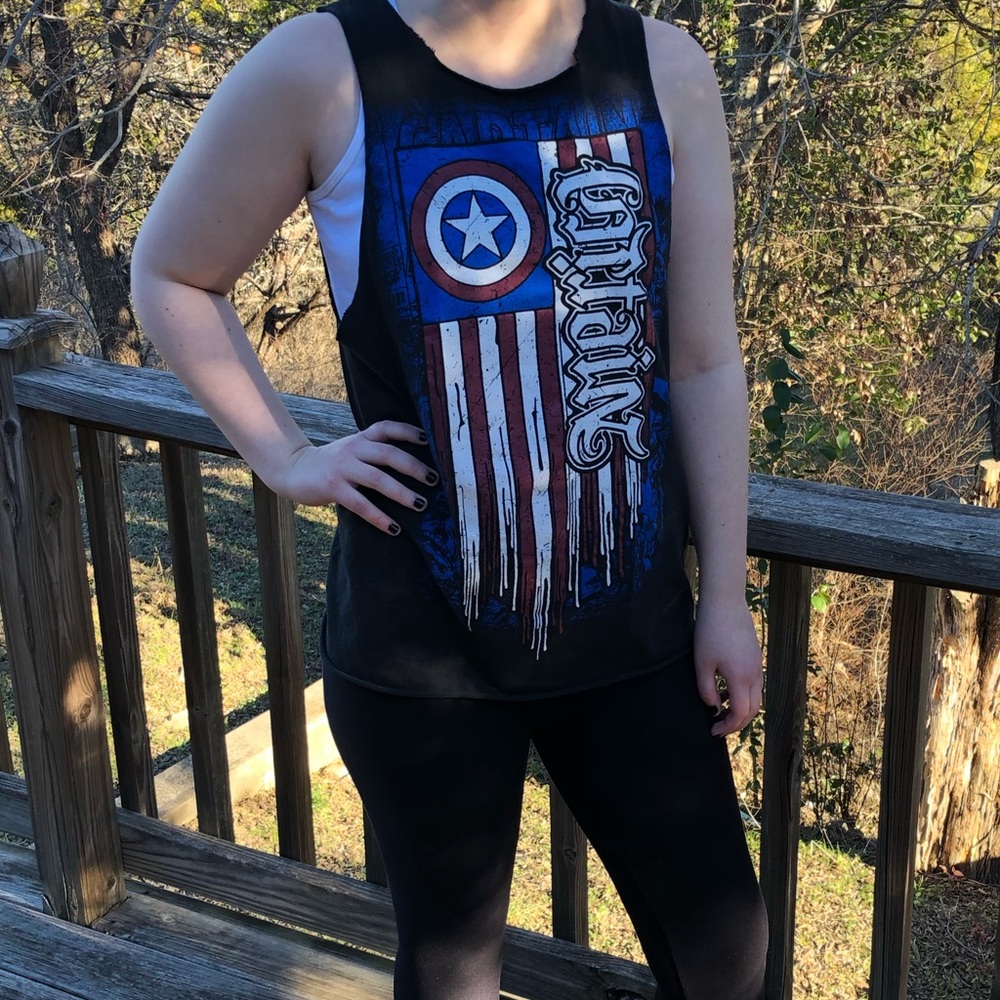 ***SOLD*** Marvel Captain America Cutout Back Graphic Tank